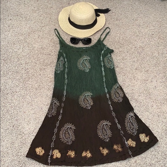 India Boutique Dresses & Skirts - ☀️Sun dress NEW with TAGS 🌈☀️